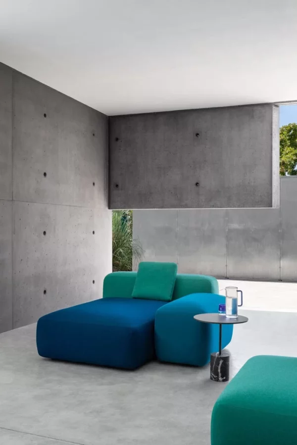 PLUS – Image 5