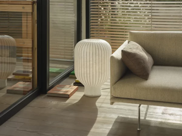 STRAND TABLE LAMP – Image 7