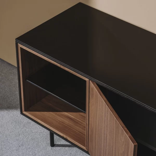 ELEMENT – Image 4